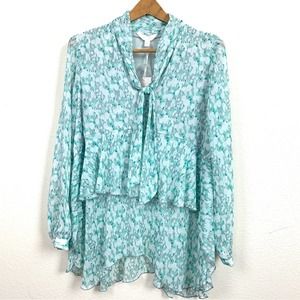 Lauren Conrad Floral Top NWT